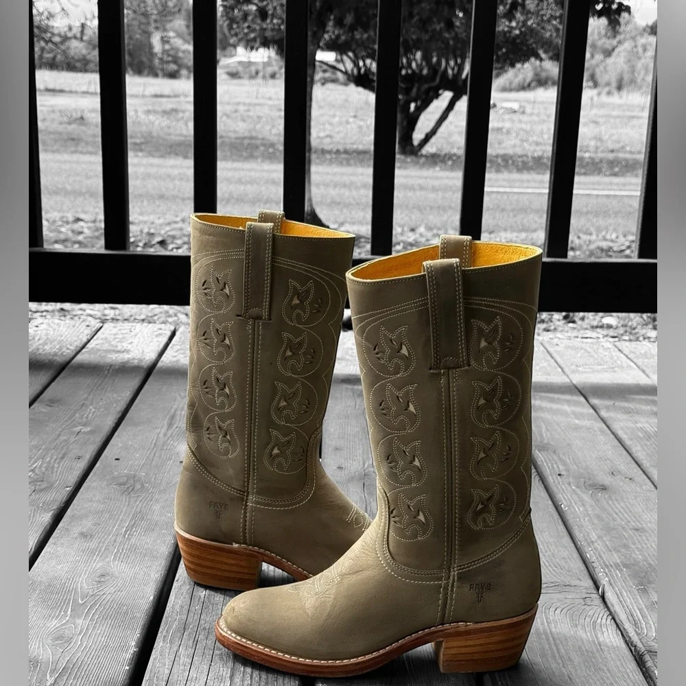 Vintage Frye Austin Western Style Campus Boots NWT - Picture 2 of 9